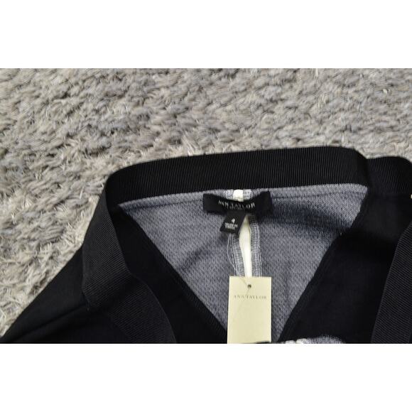 NEW Ann Taylor Black Nylon Straight Skirt Size 4 Geometric Zip - Picture 6 of 7